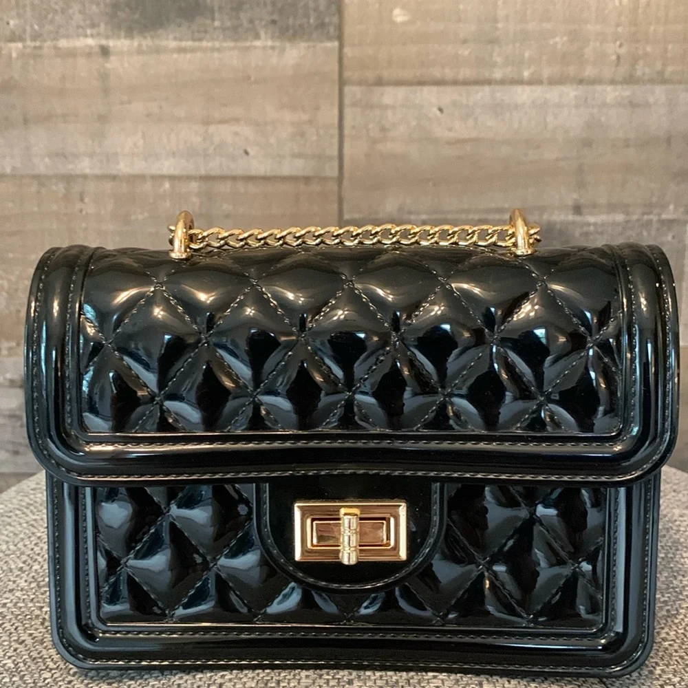 Black Quilted Crossbody with gold chain - Picture 6 of 16
